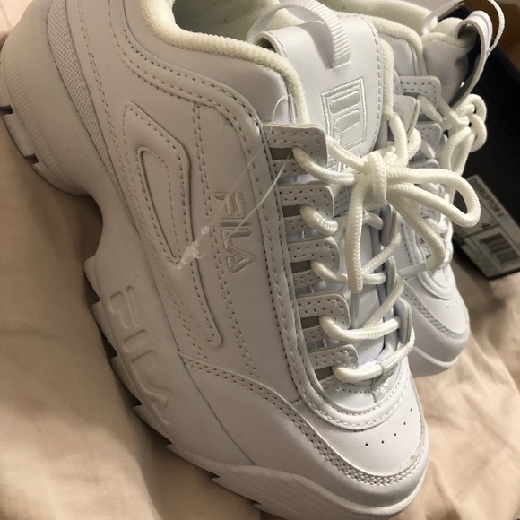 Fila shoes - Picture 2 of 2